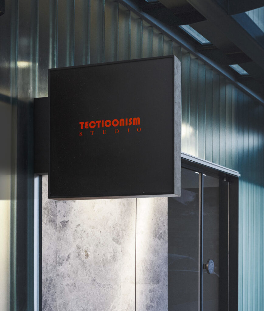 Tecticonism studio logo